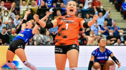 Die Volleyballerinnen des Allianz MTV Stuttgart bejubeln den Einzug ins Finale um die Deutsche Meisterschaft. Foto: Jens Körner l SSM - Agentur für sportliche Marken